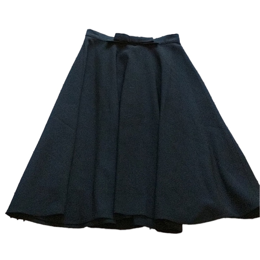 Bettie Page retro bow-trimmed circle skirt